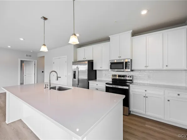 6725 Citory Way #203, Moseley, VA 23120