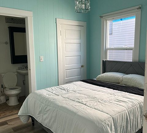 Downstairs bed and bath