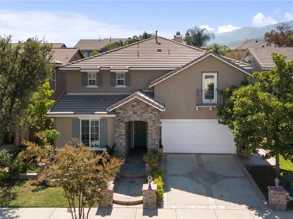 11077 Kalmia Ct, Corona, CA 92883