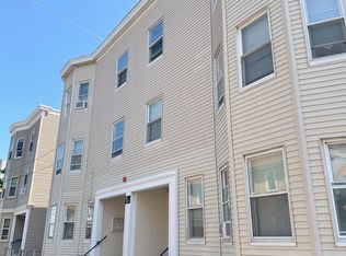 276 Washington St #3, Cambridge, MA 02139