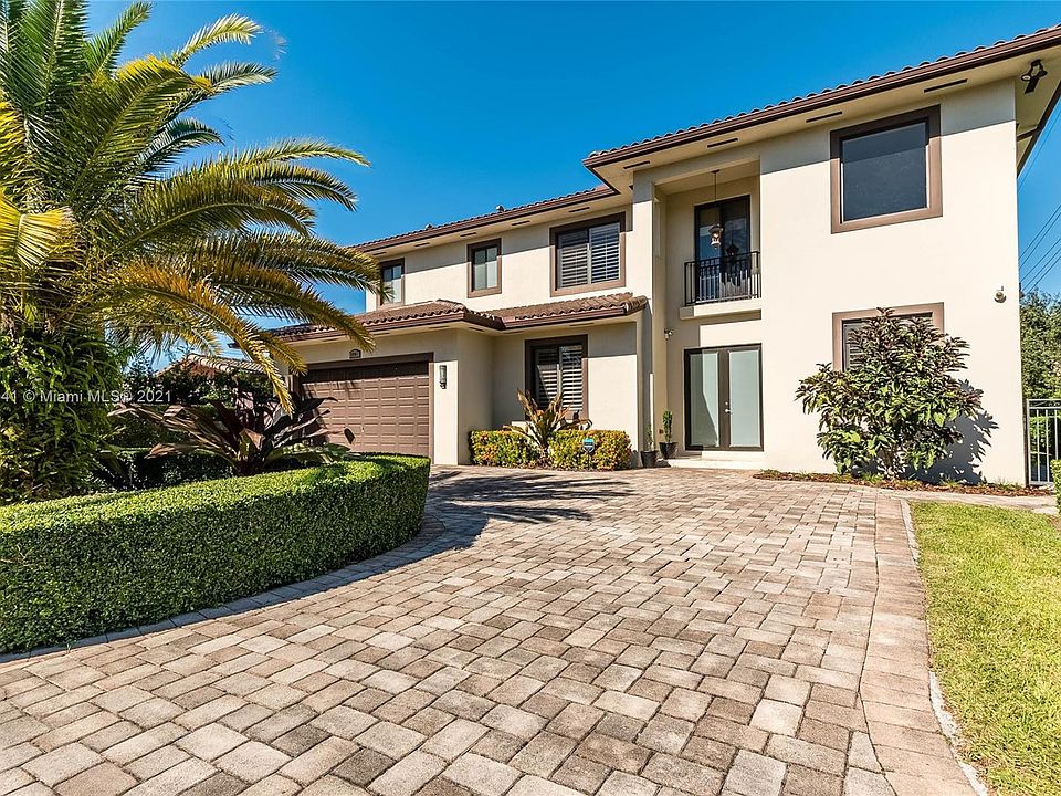 1st image of 8901 SW 157th St