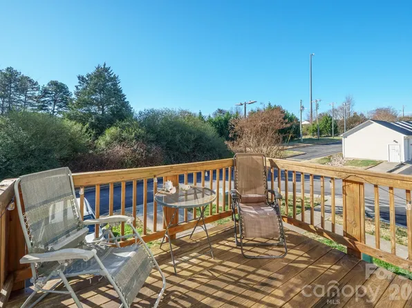 106 Locomotive Ln Unit 201, Mooresville, NC 28115