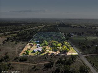 9556 W Henry Prairie Rd, Hearne, TX 77859
