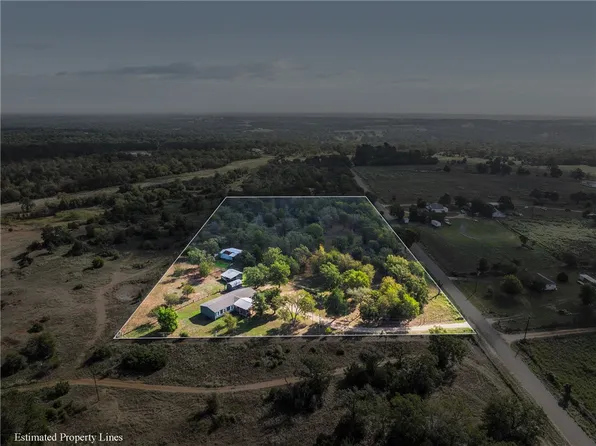 9556 W Henry Prairie Rd, Hearne, TX 77859