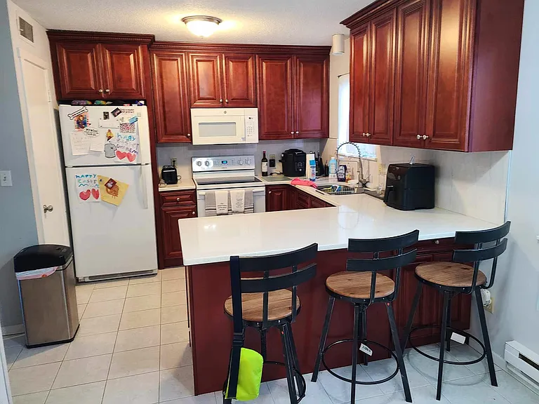 NEWER KITCHEN