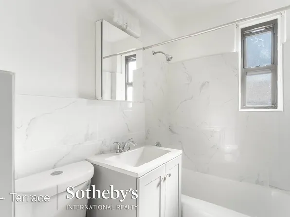 88-10 34th Avenue image 9 of 17