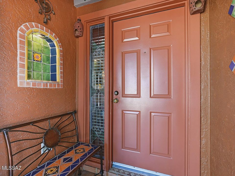 1st image of 146 W Calle Del Ano