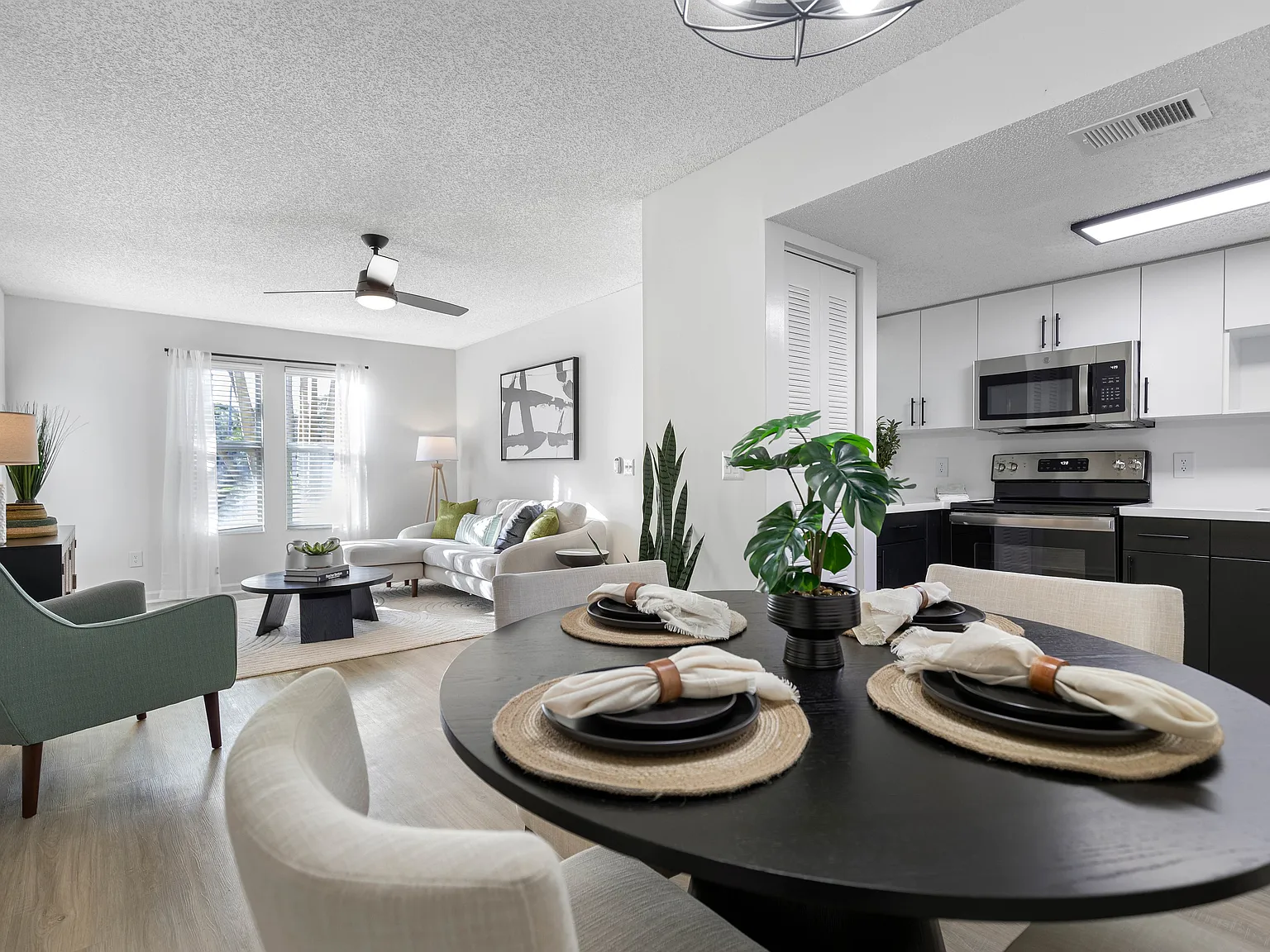Avana Palm Beach Gardens — Photo 2