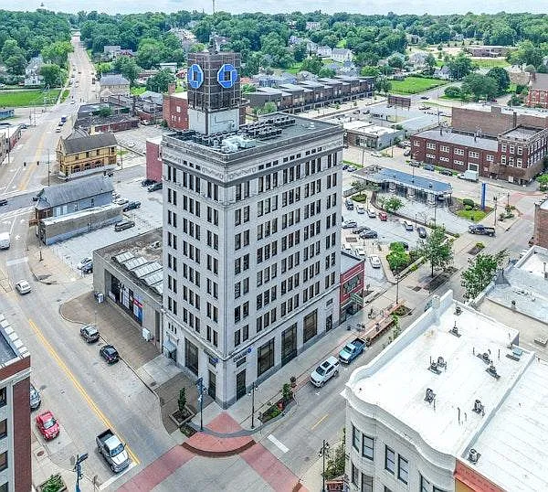 5&15 Apartments