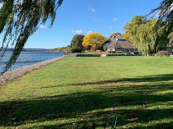 4th image of 800 Lasalle Park Rd