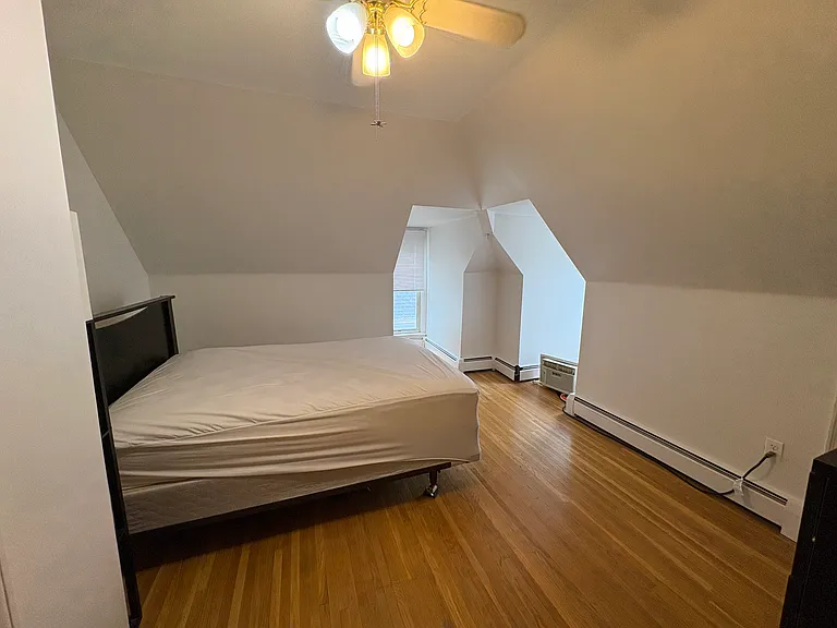 92 Argyle St #3 — Photo 3