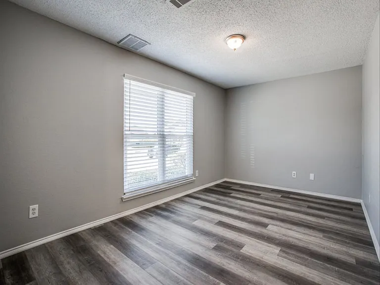 624 Canyon Pl — Photo 3