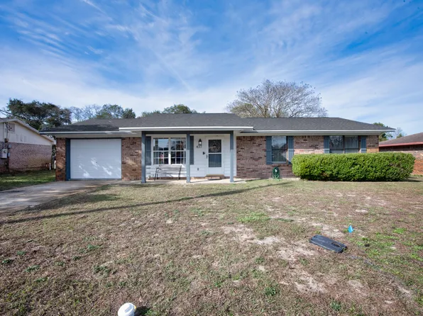 827 Boulevard De Lorleans, Mary Esther, FL 32569