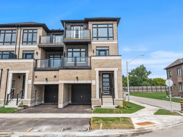 130 Turnberry Ln, Barrie, ON L9J 0M3