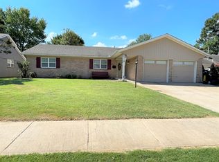 6746 E 51st Pl, Tulsa, OK 74145