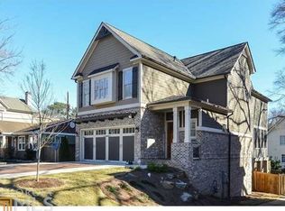 1380 Sylvan Cir, Atlanta, GA