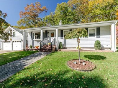 12 Wadsworth Ave, Smithfield, RI, 02917