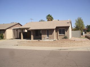 422 E Oraibi Dr, Phoenix, AZ 85024