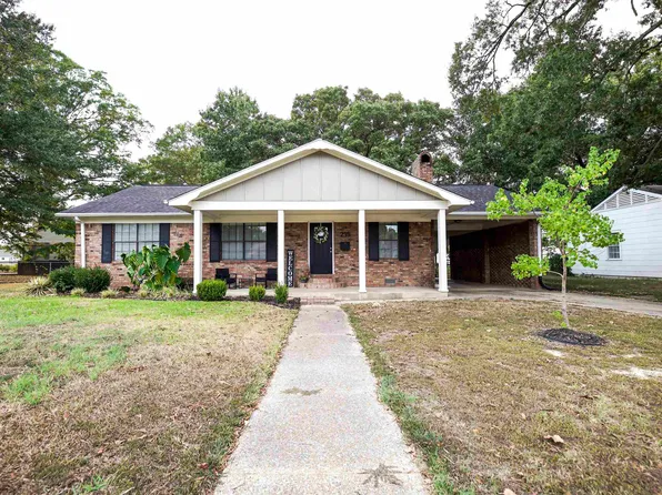 235 E Ingram St, Camden, AR 71701