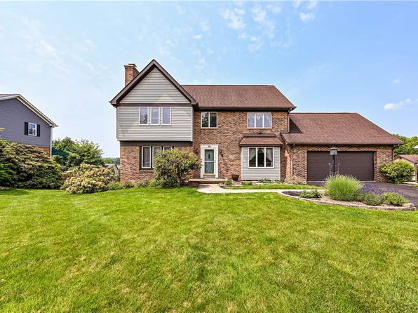 28 Saddlebrook Dr, Greensburg, PA 15601