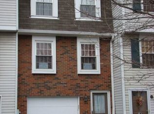 206 Green Ct, Pittsburgh, PA 15234