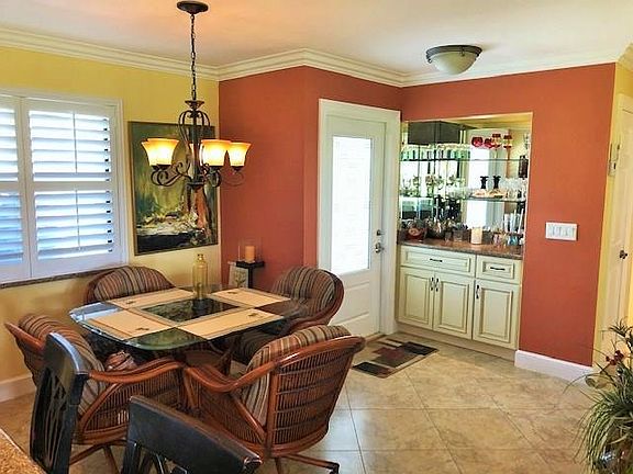 5th image of 5229 SE Sea Island Way
