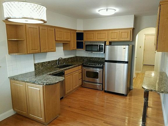 3rd image of 2620 N Clayton St