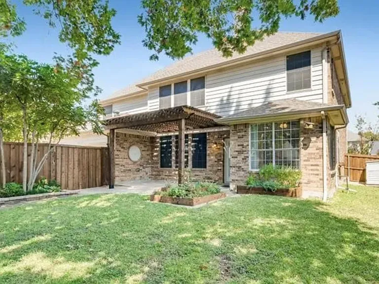 4112 Sun Meadows St — Photo 33