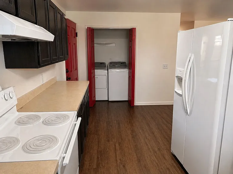 2727 Choice St — Photo 6