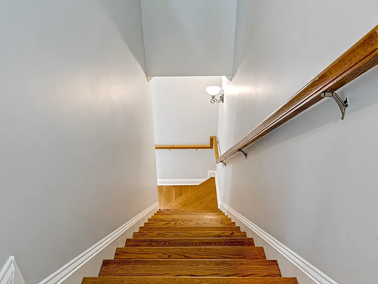 318 Byron Way — Photo 23