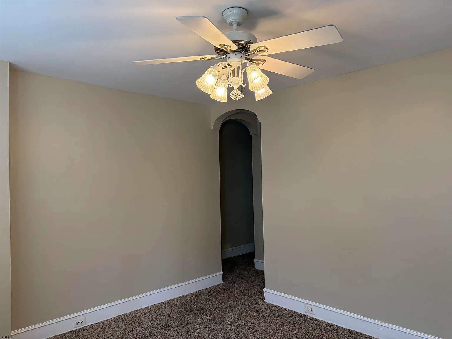 2 bed, 1.0 bath, $2,000 — Photo 4