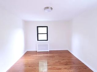 73-05 150th St #3B, Flushing, NY 11367