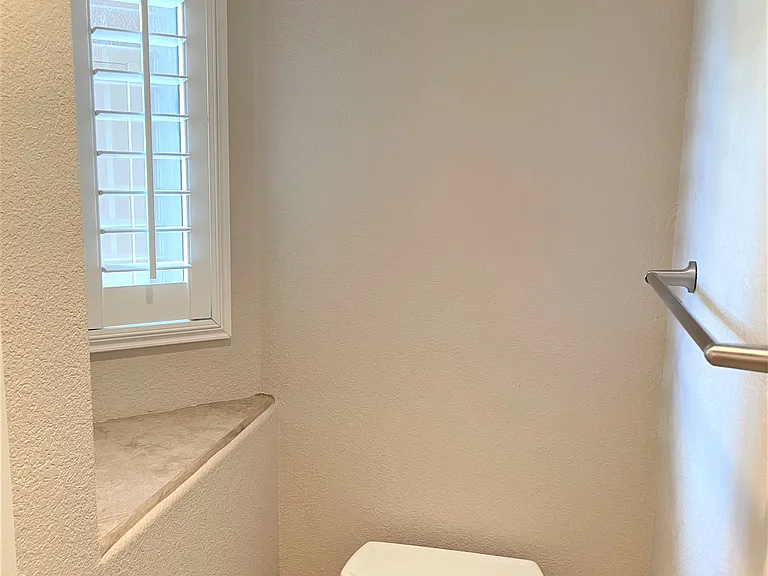6655 N Canyon Crest Dr #21104 — Photo 21