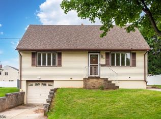 52 Huemmer Ter, Clifton City, NJ 07013