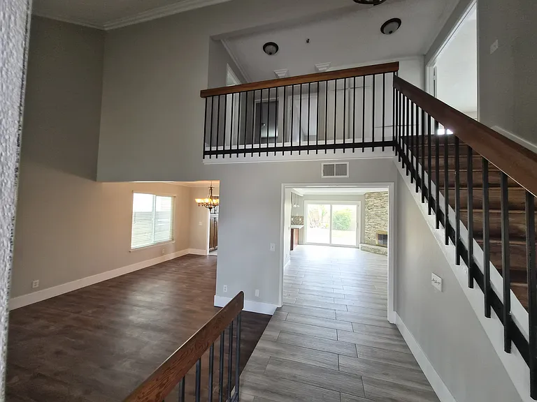 2944 Dee Ln — Photo 4