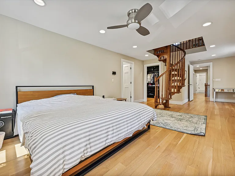 63 E Cedar St — Photo 17