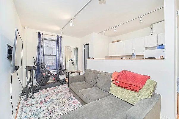 Rented by Living New York | media 6