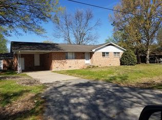 1310 S Timber St, Stuttgart, AR 72160