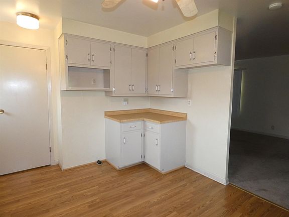 3rd image of 114 Lorraine Ave