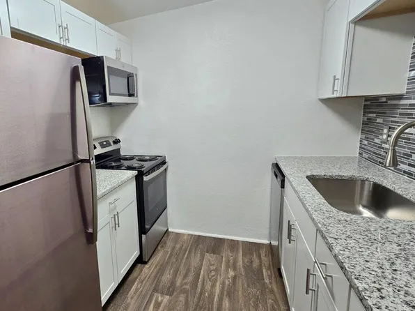 Jackson Grove Apartment Homes