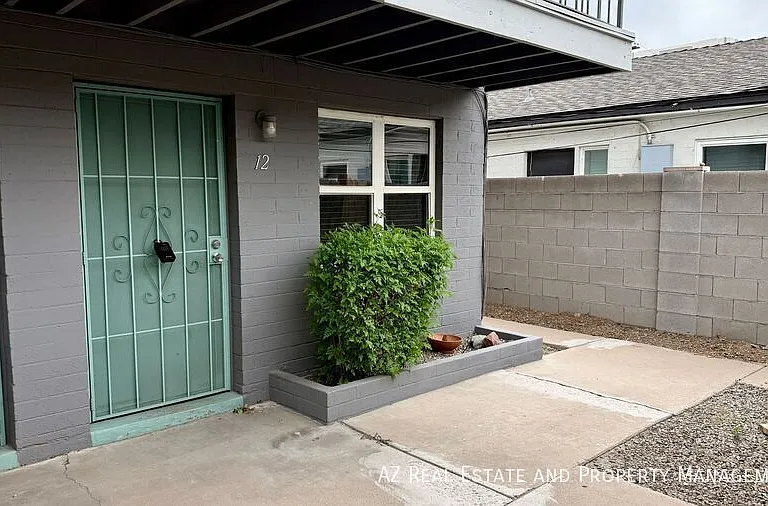 829 N 4th Ave #12 — Photo 8