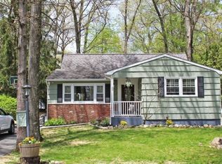 20 Homestead Rd, Lake Hopatcong, NJ 07849