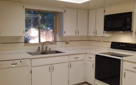 4th image of 252 12 League Cir