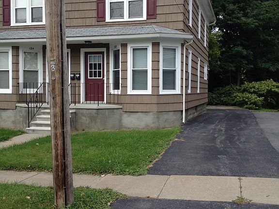 2nd image of 124 Elm St