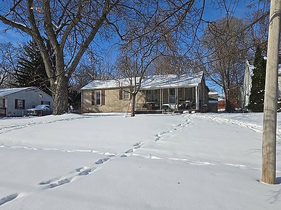 2nd image of 2618 Cumings Ave