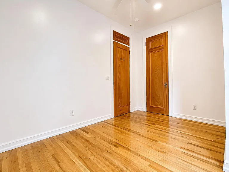 4305 Broadway #32A — Photo 6