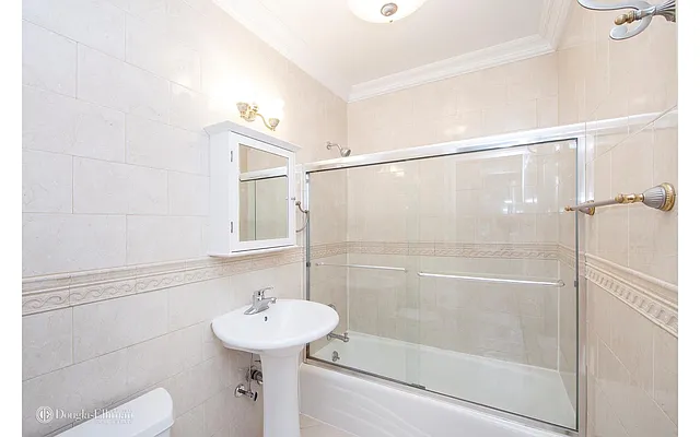 Rented by Douglas Elliman | media 30