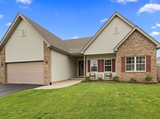 635 Sedge Meadow Ave, Romeoville, IL 60446