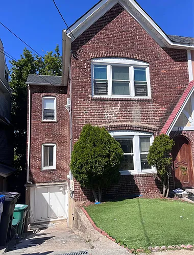 37 Chester Pl #1 Photo 1