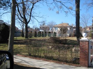 2437 Esplanade, Bronx, NY 10469